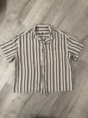 American Eagle Outfitters Cream and Navy Striped Short-Sleeve Button-Up